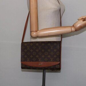 LOUIS VUITTON Monogram Bordeaux 27 Shoulder Bag M51797 LV Auth ep11293